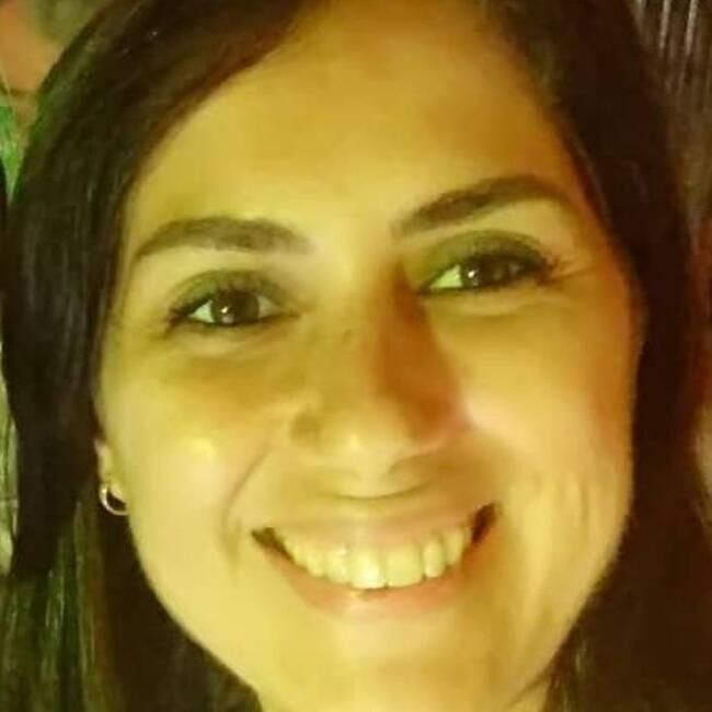 Babysitter in Praia Grande: Erica