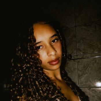 Babá em Contagem: Isadora