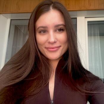 Babysitter in Killarney: Mariia