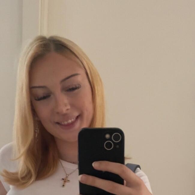 Babysitter in Maribor: Hanah