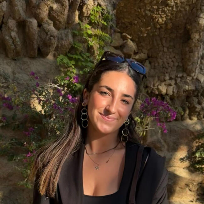 Babysitter in Ascain: Nahia