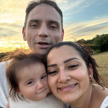 Emprego de babá em Tramandaí: emprego de babá Shamara