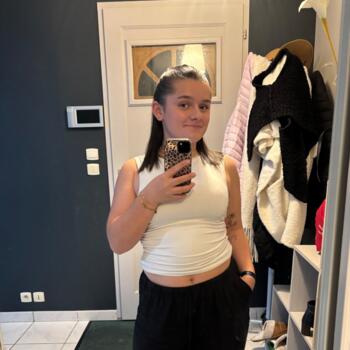 Babysitter in Romans-sur-Isère: Alena