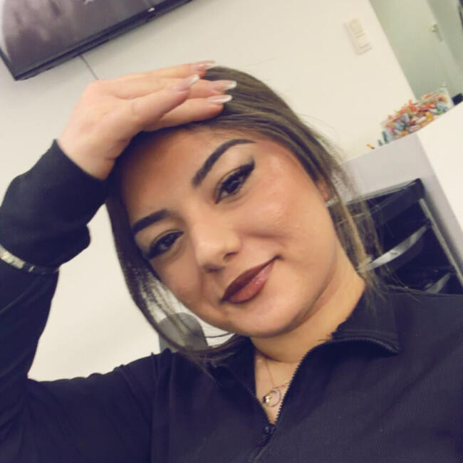 Babysitter in Berchem-Sainte-Agathe/Sint-Agatha-Berchem: Elif