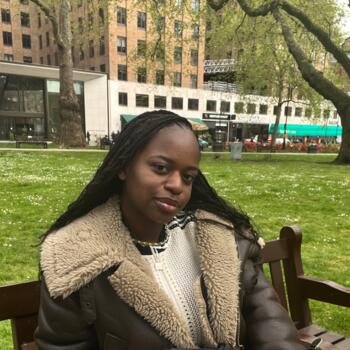 Babysitter in Sainte-Geneviève-des-Bois: N'deye Dieynaba