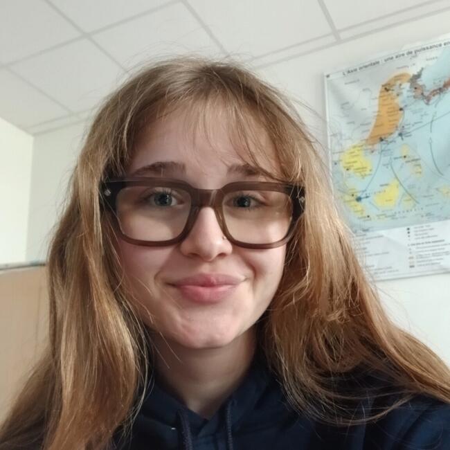 Babysitter in Vigneux-sur-Seine: Manon