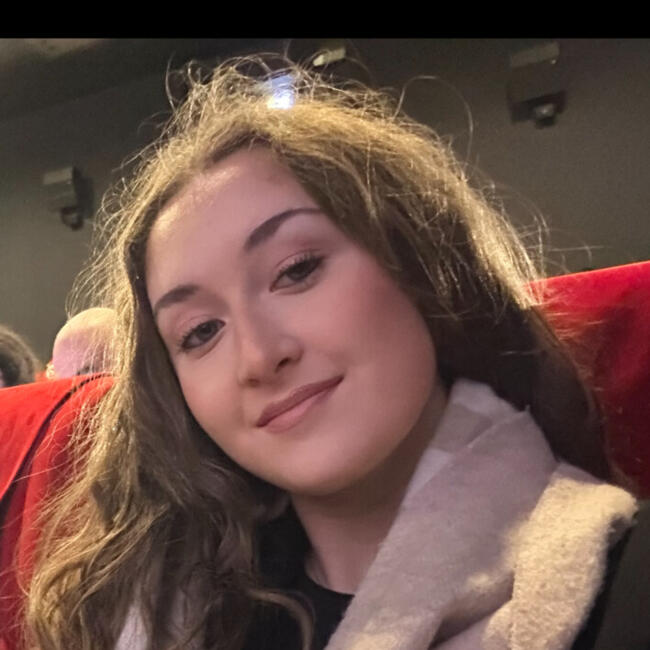 Babysitter in Épinay-sur-Orge: Lana