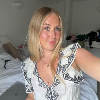 Babysitter in Manchester: Molly