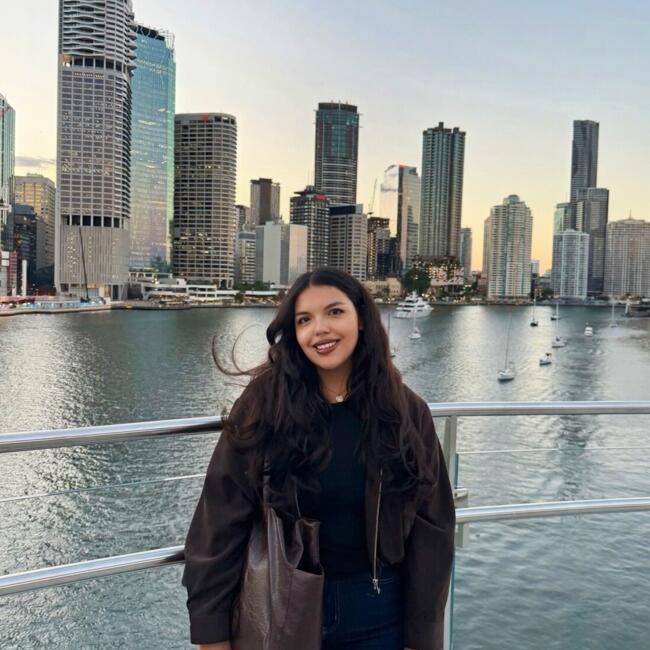 Babysitter in Brisbane: Luana