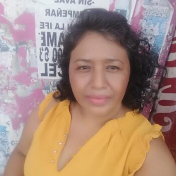 Niñera en Acapulco: Leticia