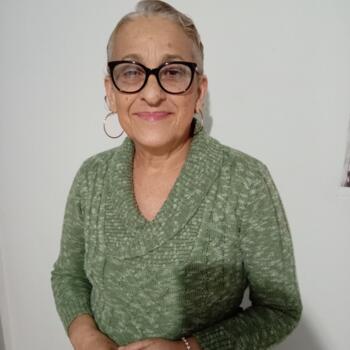 Babysitter Curitiba: Mirna josefina