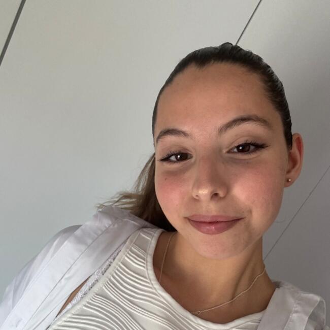 Babysitter em Aveiro: Luana