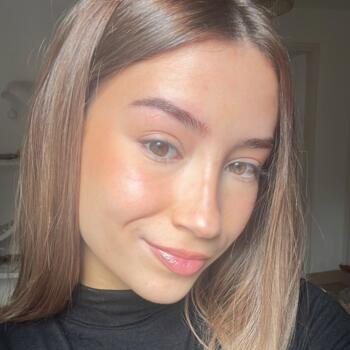 Baby-sitter Névian: Julie