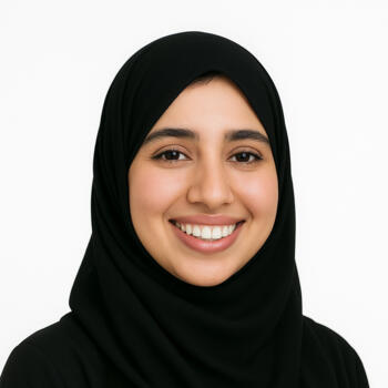 جليسة أطفال في الرياض: منار