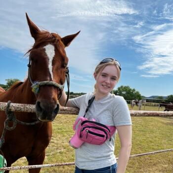 Babysitter in San Antonio: Brinnley