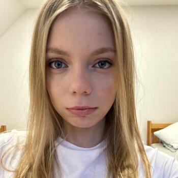 Babysitter in Richterswil: Emma