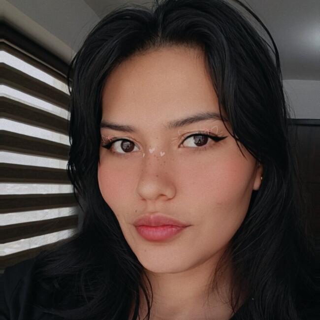 Babysitter in La Paz: Adriana