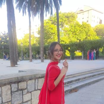 Canguro en Jaén: Paula