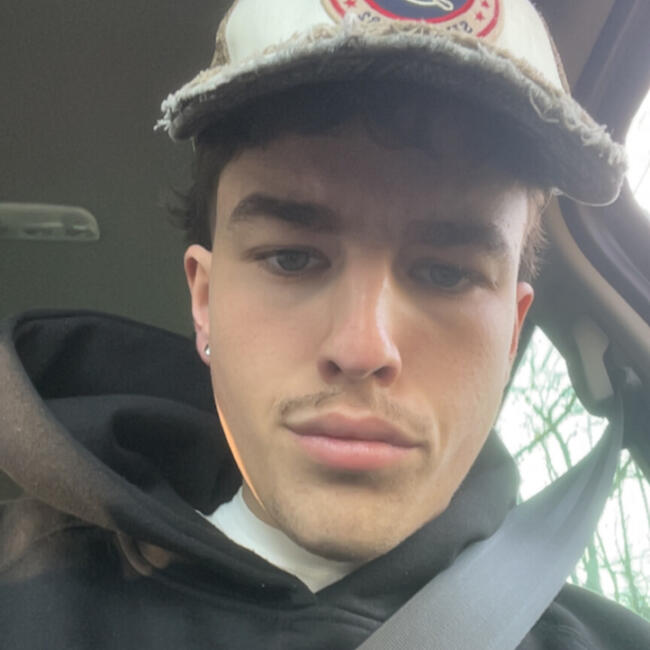 Babysitter in Saint-Augustin (Nouvelle-Aquitaine): Milan