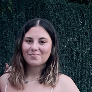 Canguro en La Adrada: Aida
