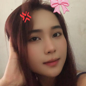 Babysitting job in Bandung: babysitting job Sri