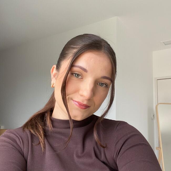 Babysitter in Aix-en-Provence: Ambre