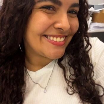 Babysitter in Fortaleza: Yasmin