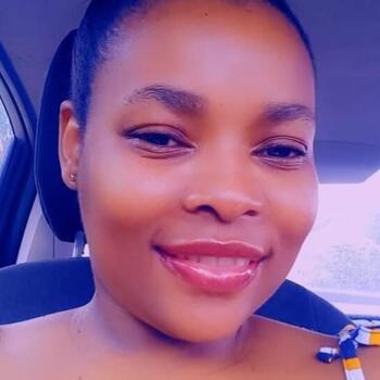 Babysitter Tongaat: Thabisile Cheryl