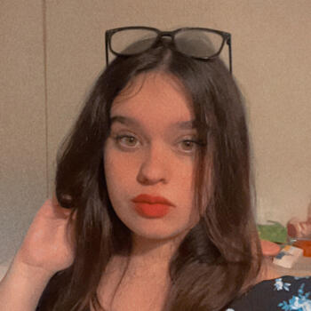 Babysitter in Montrozier: Elfie