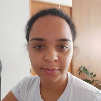 Babá em Belo Horizonte: Adrielle