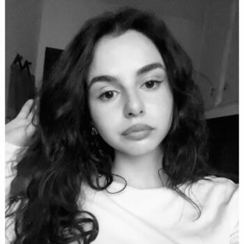 Babysitter in Chieti: Elena