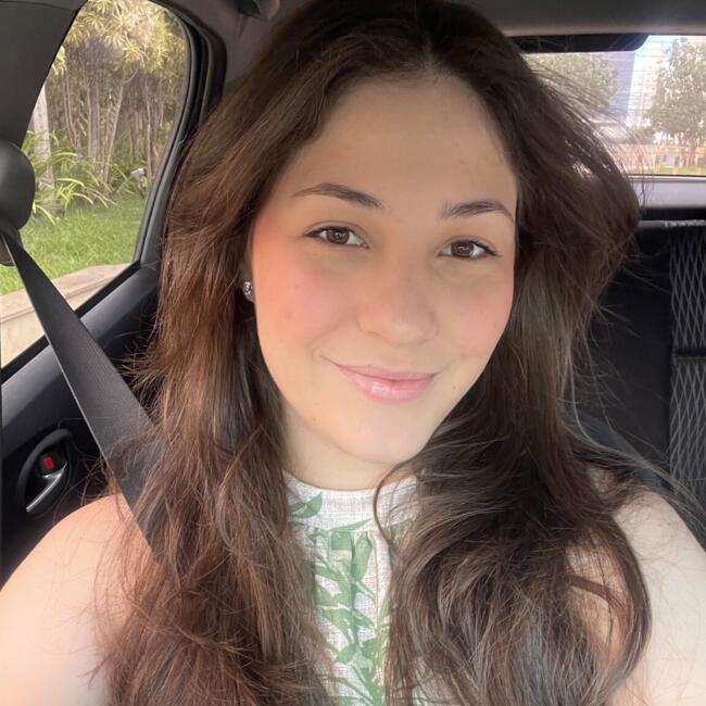 Babysitter in Parnamirim: Carla