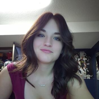 Baby-sitter Medicine Hat: Addisyn