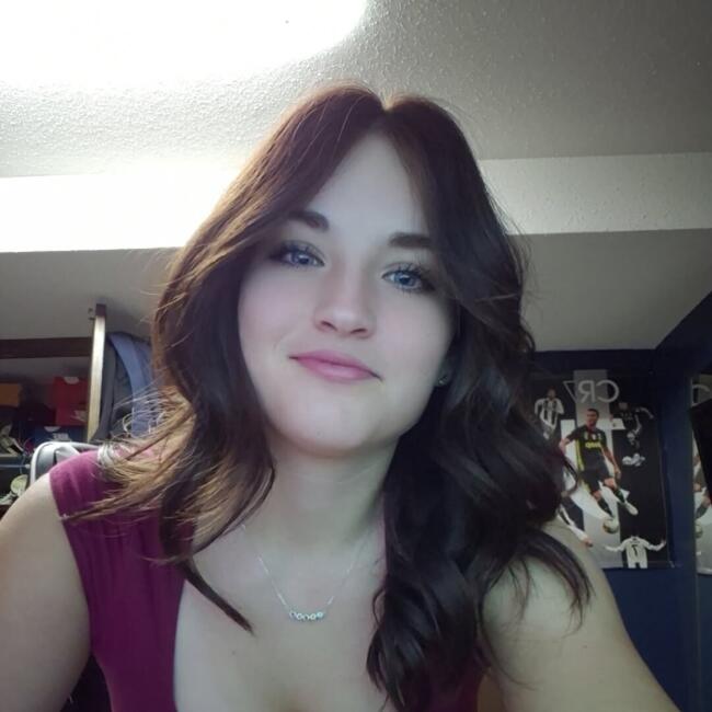 Babysitter in Medicine Hat: Addisyn