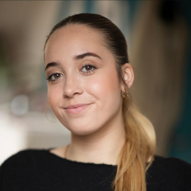 Babysitter in Ormesson: Salome