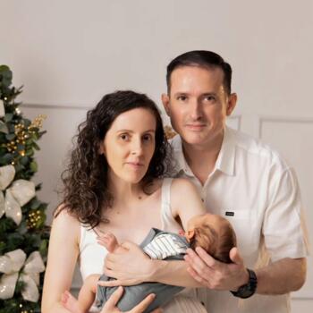 Emprego de babá em Blumenau: emprego de babá Poliane