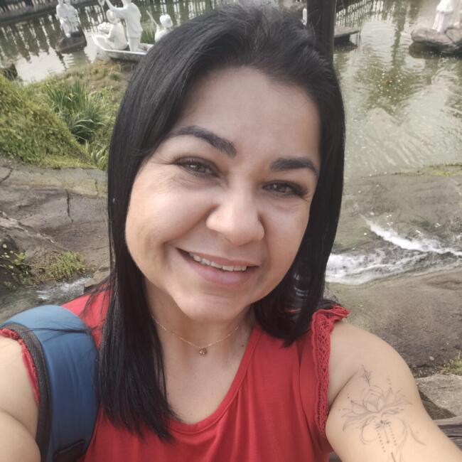Babá em Suzano: Maria Cristina