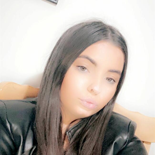 Babysitter in Dundalk: Savannah