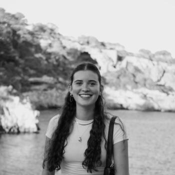 Babysitter in Bordeaux: Agathe