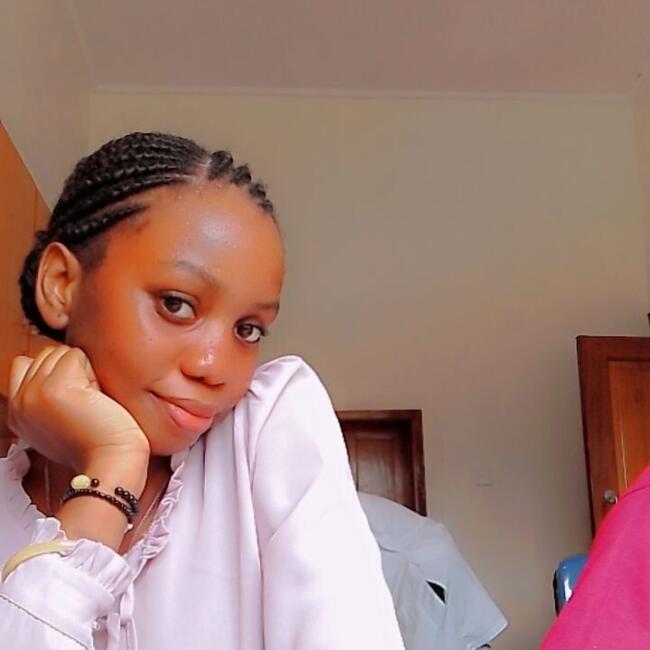 Babysitter in Kampala: Eva