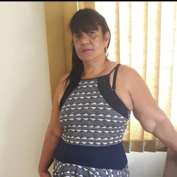 Babysitter in Betim: Rose Rodrigues Moura