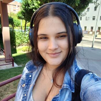 Babysitter in Valladolid: Adriana