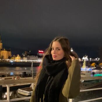 Babysitter Lagos: Samuela