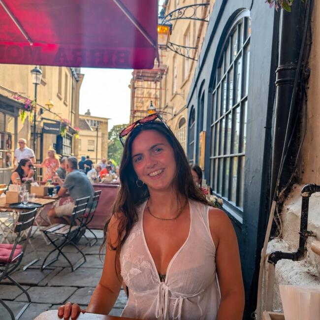 Babysitter in Bristol: Eleri