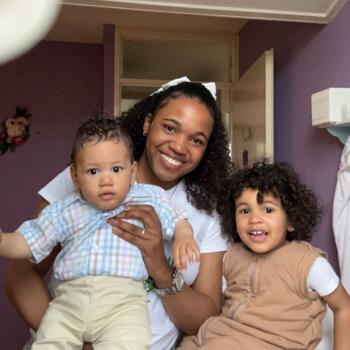 Babysitting job in Flushing: babysitting job Naomi