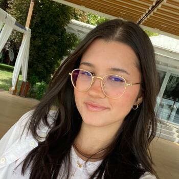 Babysitter in Etterbeek: Anna