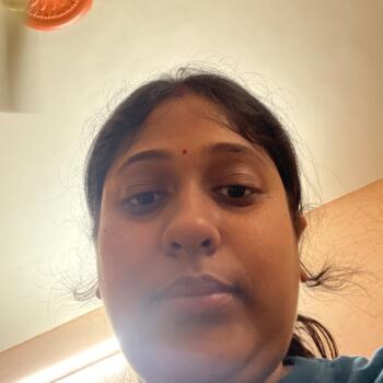 Babysitting job in Pimpri-Chinchwad: babysitting job Ria