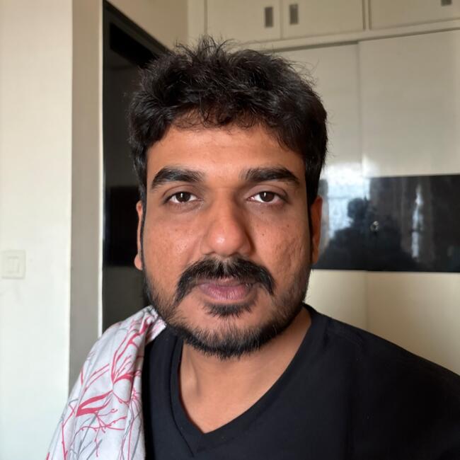 नोएडा में बेबीसिटिंग की नौकरी: Shubhi