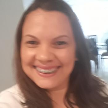 Babysitter Aveiro: Valdirene