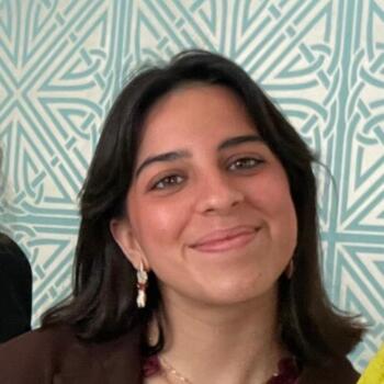 Babysitter in Lisbon: Victoria